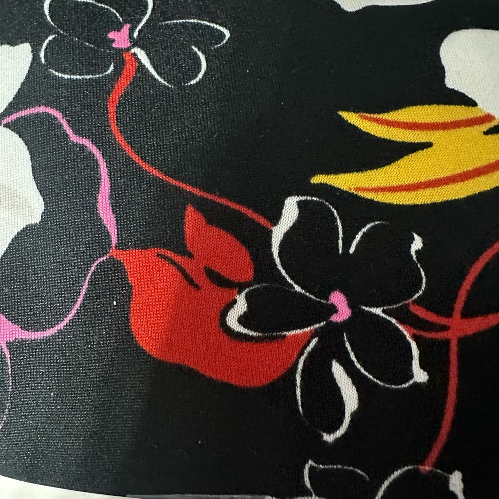 Room Service Women's Shawl Collar Pajama Set/Black with Floral/Size: X-Large - Picture 10 of 16